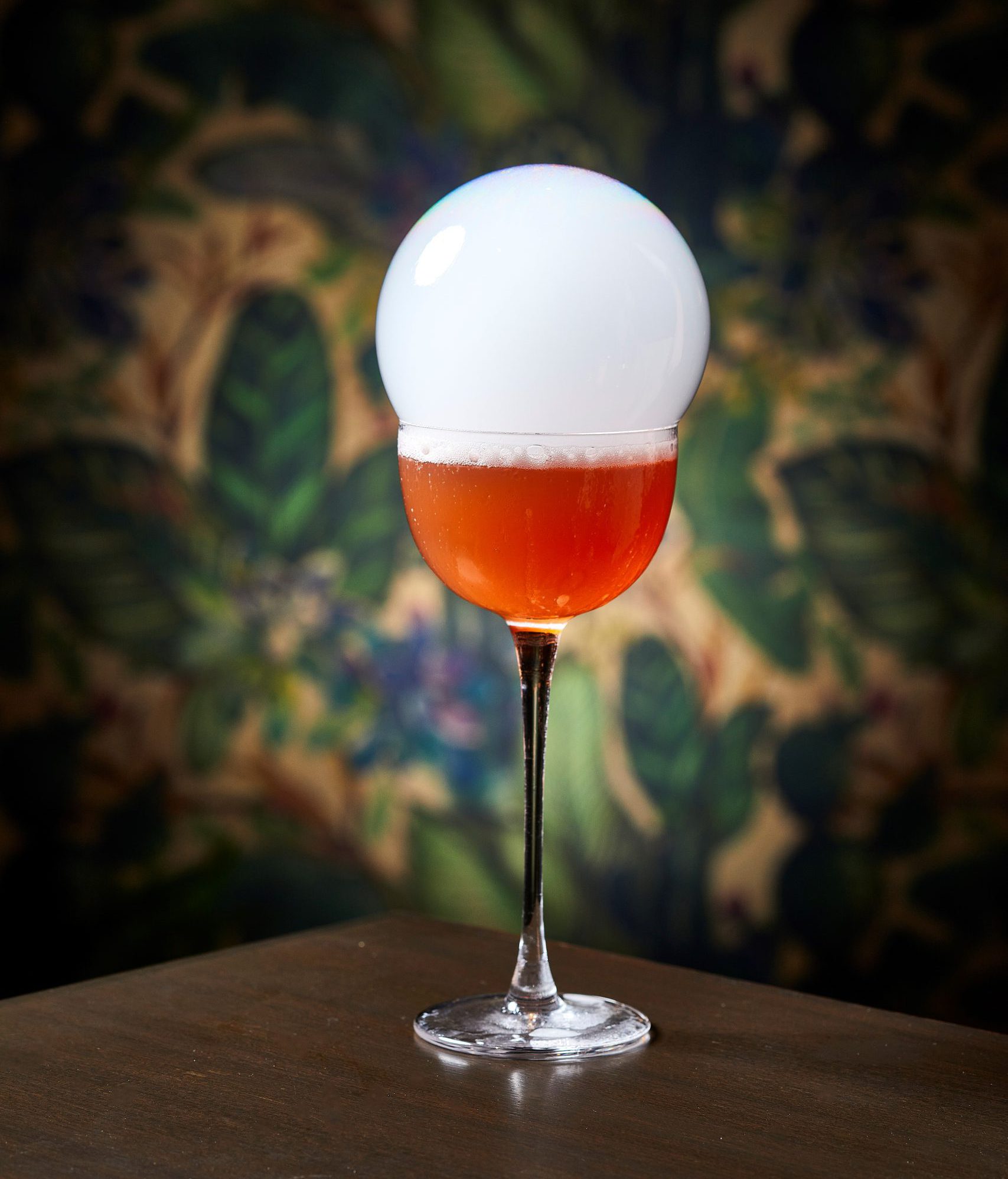 <p>Discover show-stopping cocktails on Alfresco Lane.</p>
