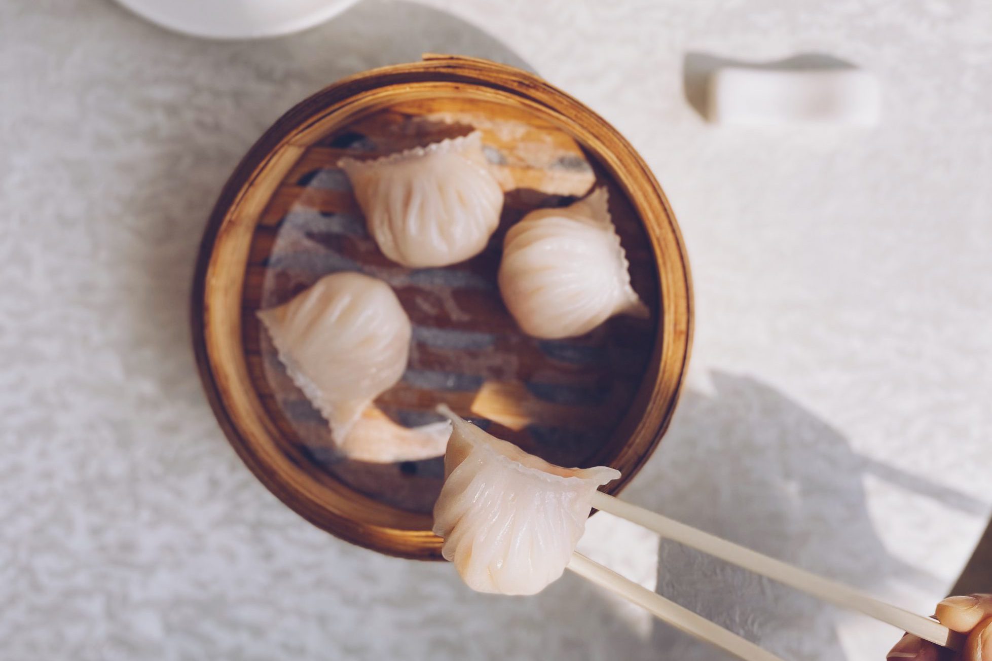 <p>Sample tasty and authentic dim sum at our Chinese restaurants.</p>
